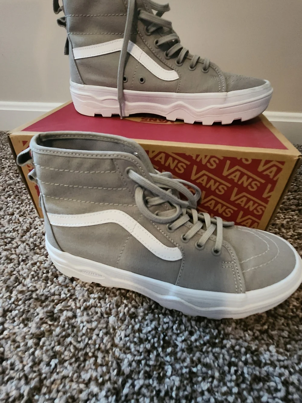 Vans High-Top Shoes in Light Gray